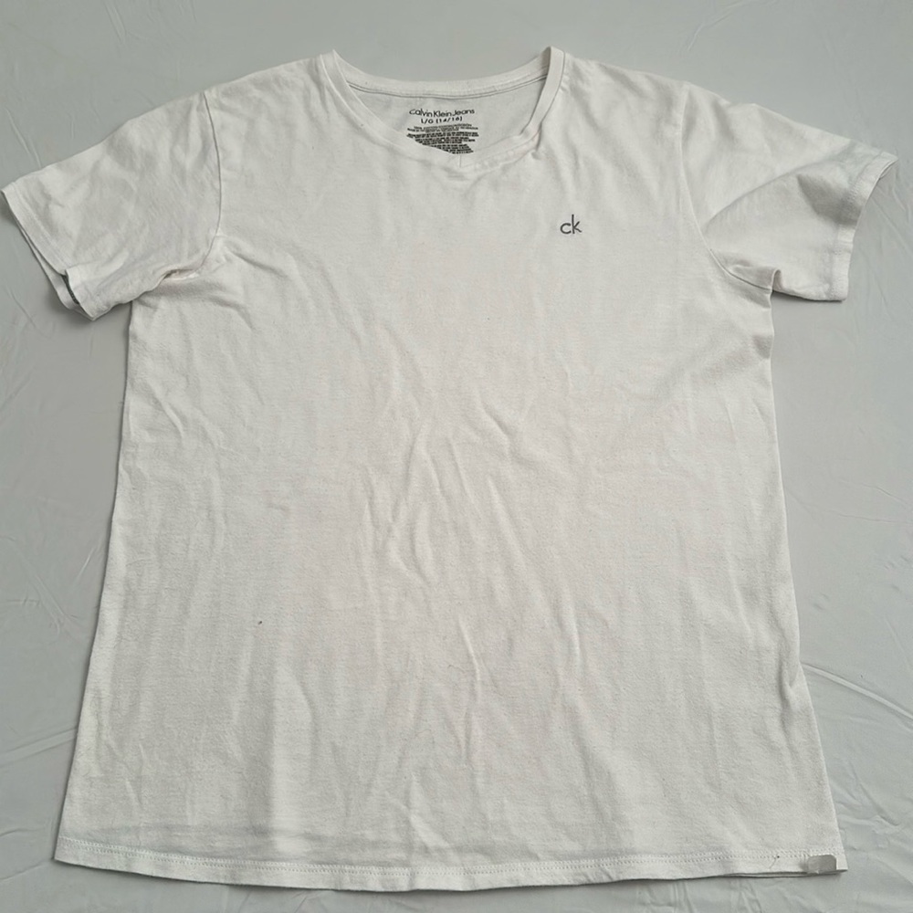 Calvin Klein Jeans white v-neck short sleeve t-shirt